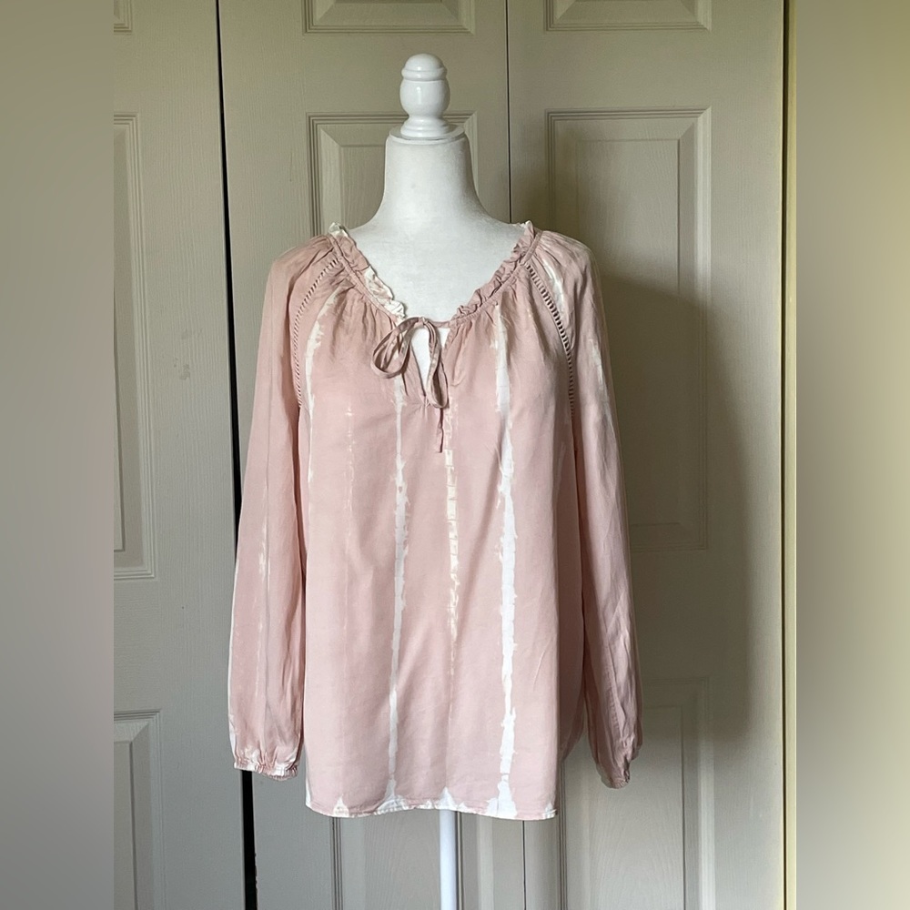 Knox Rose M dusty pink soft tie dye long sleeve peasant top w/crochet inlay